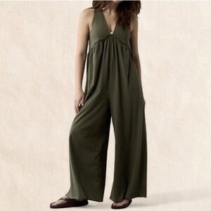 American Eagle Jumpsuit XL Green Boho Wide Leg Maxi V-Neck Ruffle Tie Back NEw